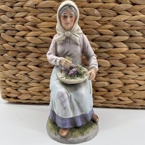 Vintage HOMCO Porcelain Figurine 1433 Elderly Woman Holding Grapes‎ Taiwan
